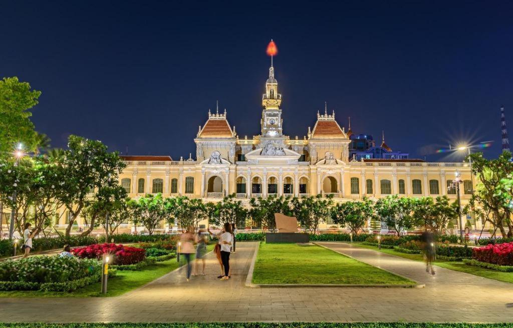 Sunflower Cbq Hotel Ho Chi Minh City Exterior photo